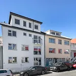Perfectly Located Reykjavik Apt. - Two Balconies